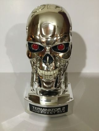 Terminator Skull Head Bust Figure With Glowing Eyes