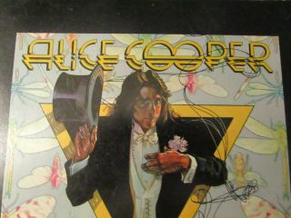 1975 Alice Cooper " Welcome To My Nightmare " Concert Tour Program