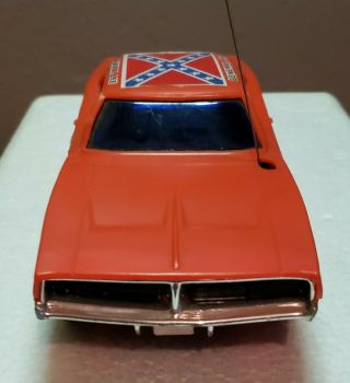 THE DUKES OF HAZZARD RADIO - CONTROLLED General Lee 1/24 Scale No.  503 PROCISION 3