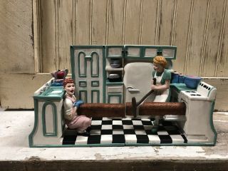 Rare I Love Lucy " Pioneer Women " Bookends