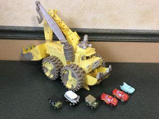 Disney Pixar Cars Screaming Banshee Junkyard Tractor & 6 Mini Cars