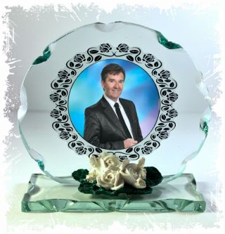 Photo Gift On Cut Crystal Glass Plaque Of Daniel O 