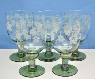 Vintage Set Of 5 Water Glass Goblets Clear Green Iridescent Leaf Pattern