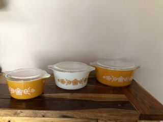 Vintage Set Of 3 Butterfly Gold Casserole Dishes With Lids Yellow And White