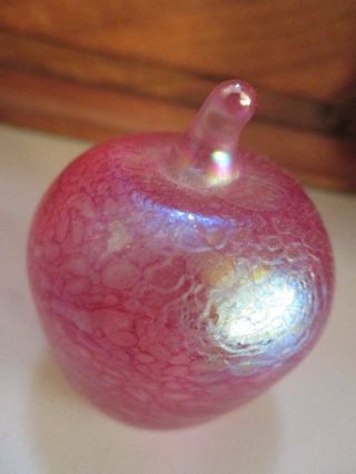 Vintage John Ditchfield Glassform Iridized Apple Paperweight Art Glass Small