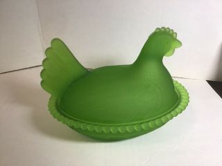 Vintage Frosted Green Glass Hen On Nest Covered Candy Dish 2
