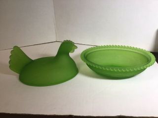 Vintage Frosted Green Glass Hen On Nest Covered Candy Dish 3