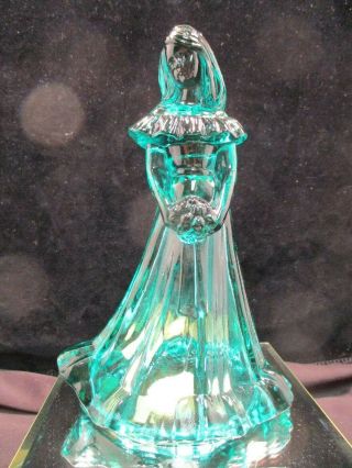 Fenton Blue/green Flower Girl Figurine (ag154)
