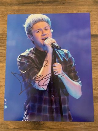 Niall Horan - Hand Signed 10x8 Photo - One Direction 1d Midnight Memories Four