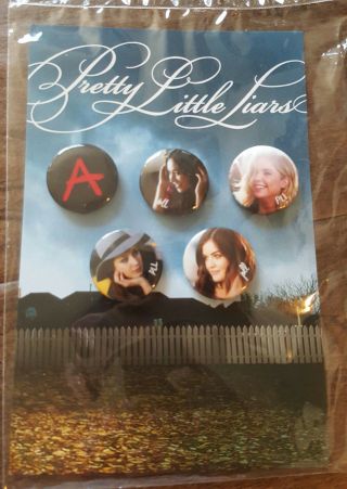 2015 D23 Expo Disney Abc Family Pretty Little Liars Button Pin Set Of 5 On Card