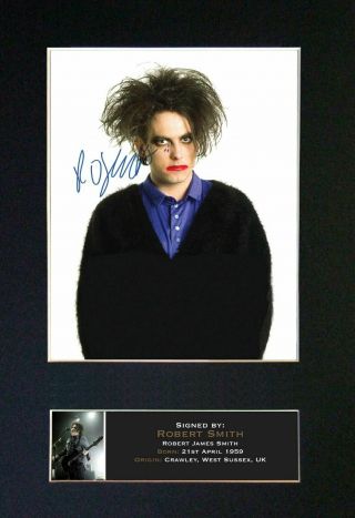 Robert Smith (the Cure) - Autographed / Signed And Mounted Photograph ⭐⭐⭐⭐⭐