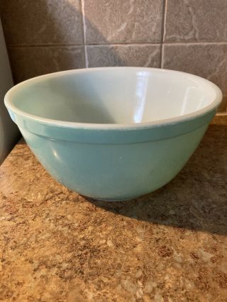 Vintage Pyrex 402 Mixing Bowl Turquoise Aqua Robins Egg Blue