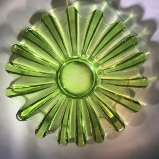 Mid Century Modern Viking Green Flower Art Glass Candy Plate Dish 11.  5” 2
