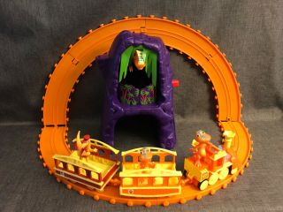 Dinosaur Train Welcome To Rexville Playset,  More Buddy Conductor Train Cars