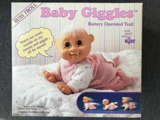 1992 Russ Berrie Baby Giggles Battery Operated Troll 9110 (,)