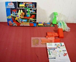 Fisher - Price Thomas & Friends Trackmaster Hyper Glow Night Delivery