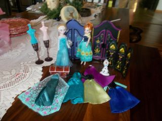 Disney Frozen Princess Elsa & Anna Doll Set Royal Closet Mannequin Wardrobe