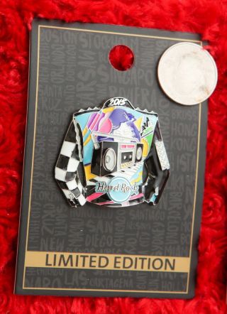Hard Rock Cafe Pin Online 3D MOTORCYCLE JACKET 80s Style hat lapel LE75 boom box 3