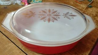 Retro 2.  5 - 2 1/2 Pyrex Golden Poinsettia Red Casserole Dish With Lid