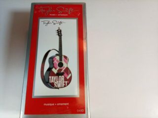 Rare & Htf " Taylor Swift " Musical Guitar Ornament Plays Part Of " Red "