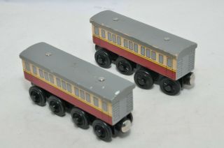 EXPRESS COACHES (2003) / HOT RETIRED Thomas wooden train 2