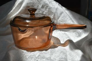 Vision Amber Corning Glassware 1 L Sauce Pan With Pour Spout And Lid - U.  S.  A.