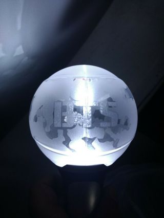 BTS Army Bomb Light Stick Official Ver.  2 Lights Up 2