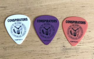 Slash And The Conspirators Set Of 3 Apocalyptic Love Tour Guitar Picks