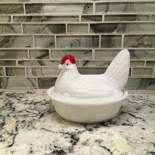 Vintage Westmoreland Milk Glass Chicken Nesting Covered Dish 6”x5”