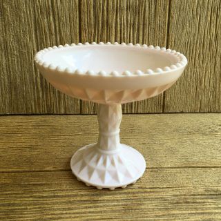 Jeannette Shell Pink Milk Glass Windsor Footed Bowl Pedestal Compote Candy Dish