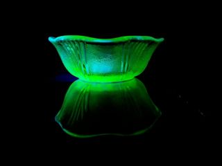 Antique Art Deco Uranium Glass Berry Bowl 2