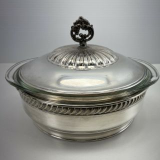 Vtg Round Covered Silver Plated Server With Glass Pyrex 1.  5 Qt Dish