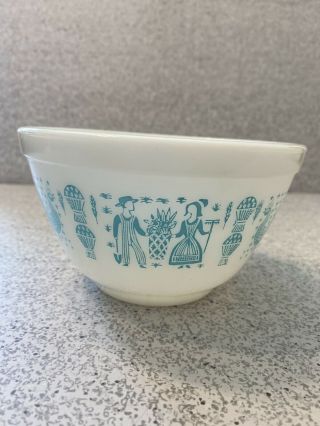 Vintage Pyrex Amish Butterprint 1.  5 Pt Small Mixing Bowl 401 Turquoise & White