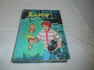 Vintage 1963 Whitman Tv Book " Lucy And The Madcap Mystery ".  L@@k