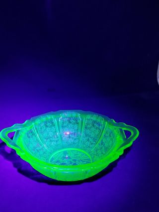Vintage 10 " Uranium Vaseline Glass Green Bowl With Handles