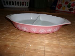 Vintage Pyrex Pink White Daisy Divided Casserole Baking Dish Serving Dish 1 1/2q