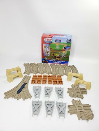 Fisher - Price Thomas & Friends Trackmaster,  Cross,  Switch & Stack Track Pack 33 P