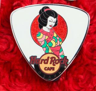 Xl Hard Rock Cafe Pin Osaka Geisha Girl Le100 Japan Flag Guitar Pick Kimono Hat