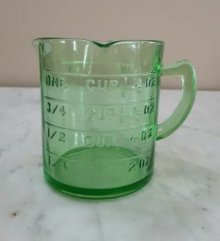Vtg Hazel Atlas Green Glass 3 Spouts Measuring Cup