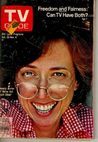 Vintage - Tv Guide Oct 29th 1977 - Beverly Archer - We 