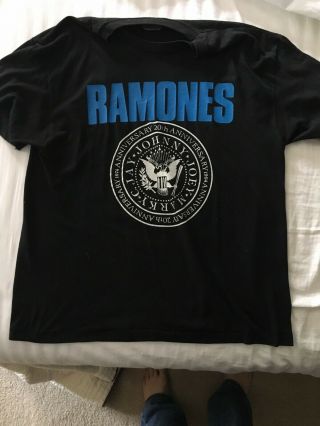 Ramones 20th Anniversary T - Shirt,  1974 - 1994,  Hanes Xl/tg 46 - 48.  Gabba Gabba Hey