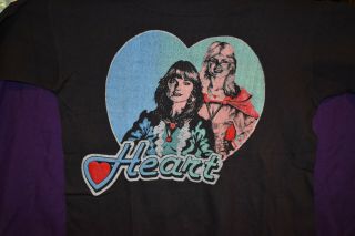 Vintage Heart Concert T - Shirt Size Medium