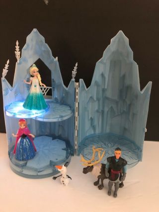 Disney Store Frozen Elsa Musical & Light Up Ice Castle Play Set With Figures