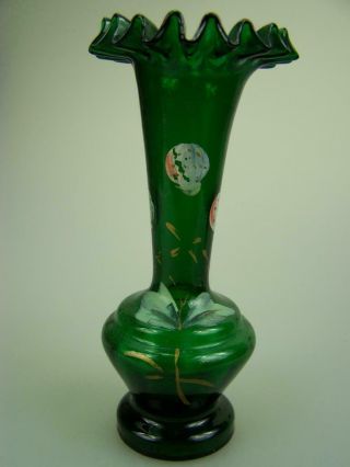 C1890 Victorian Era Ruffled Green Glas Vase With Enamel Decoration