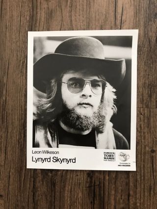 Lynyrd Skynyrd Leon Wilkeson 8 X 10 Black White Photo Mca Records