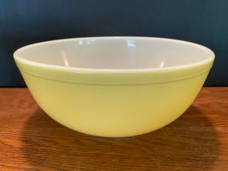 Vintage Pyrex Yellow Primary Color Mixing Bowl 4 Qt No Numbers On Bottom