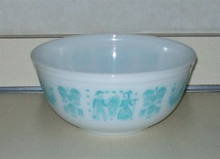 Vintage Pyrex Glass 2 1/2 Qt Turquoise Amish Butterprint Nesting Mixing Bowl 403