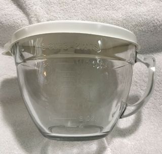 Anchor Hocking 2 - Quart Batter Bowl / Measuring Cup / Pitcher With Plastic Lid