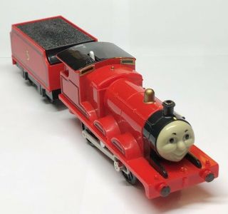 Thomas & Friends Trackmaster Motorized Train And Tender James 5 Tomy 2002