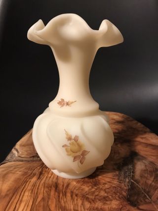 Vintage Fenton Hand - Painted Vanilla Custard Satin Vase Flower By V.  Fielder 125